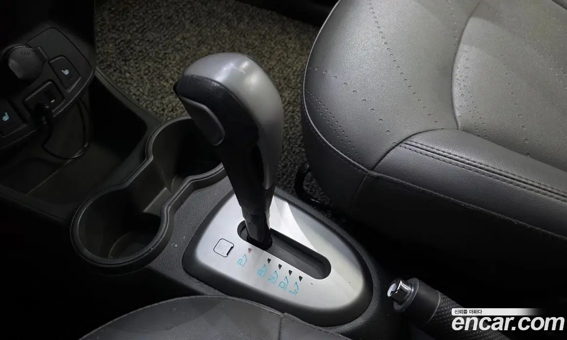 Chevrolet Spark 2015 1.0 автомат (гидро), фото 9