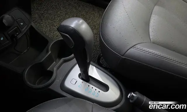 Chevrolet Spark 2015 1.0 автомат (гидро), миниатюра 9