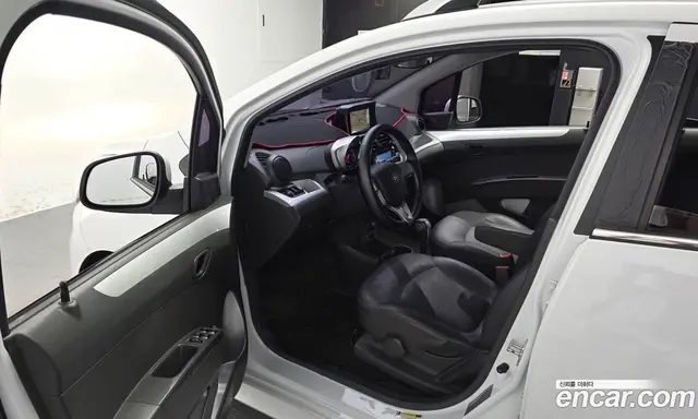 Chevrolet Spark 2015 1.0 автомат (гидро), миниатюра 10