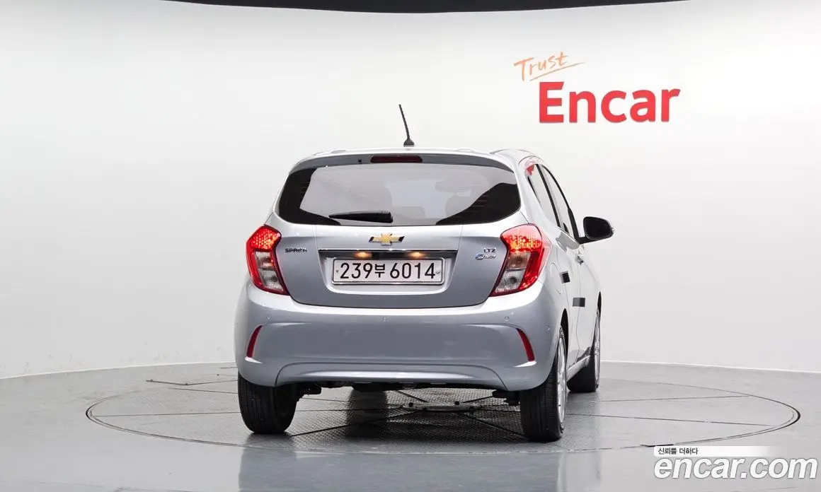 Chevrolet Spark 2016 1.0 автомат (гидро), фото 4