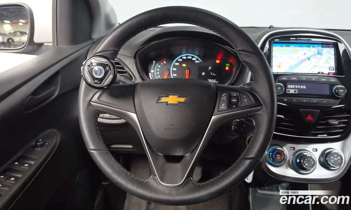 Chevrolet Spark 2016 1.0 автомат (гидро), фото 13