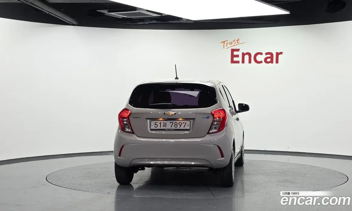 Chevrolet Spark 2016 1.0 автомат (гидро), фото 4 Chevrolet Spark 2016 1.0 автомат (гидро), фото 4