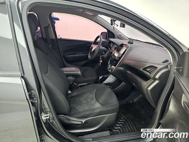 Chevrolet Spark 2016 1.0 автомат (гидро), миниатюра 11 Chevrolet Spark 2016 1.0 автомат (гидро), миниатюра 11