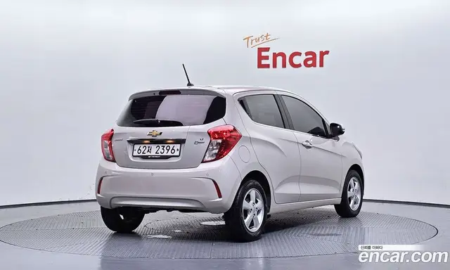 Chevrolet Spark 2017 1.0 автомат (гидро), миниатюра 2 Chevrolet Spark 2017 1.0 автомат (гидро), миниатюра 2