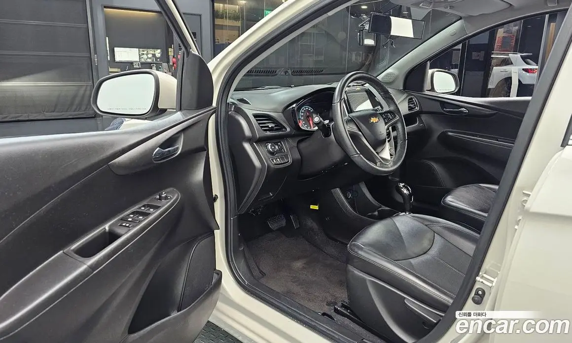Chevrolet Spark 2017 1.0 автомат (гидро), фото 13 Chevrolet Spark 2017 1.0 автомат (гидро), фото 13