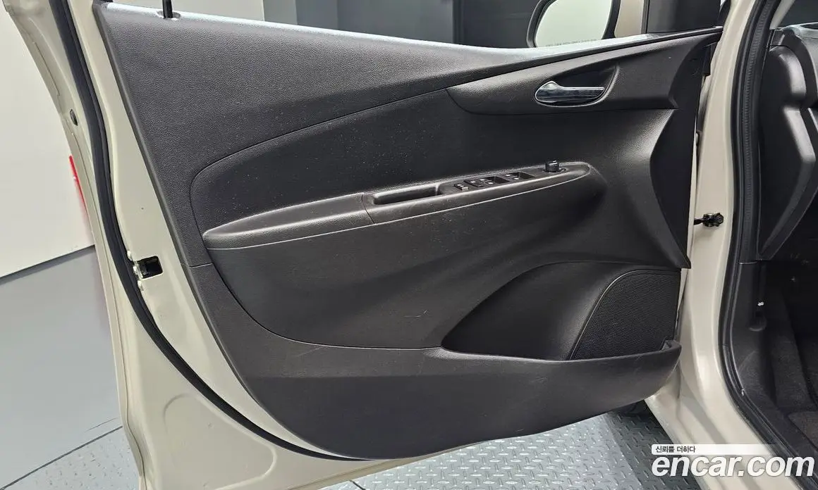 Chevrolet Spark 2017 1.0 автомат (гидро), фото 14 Chevrolet Spark 2017 1.0 автомат (гидро), фото 14