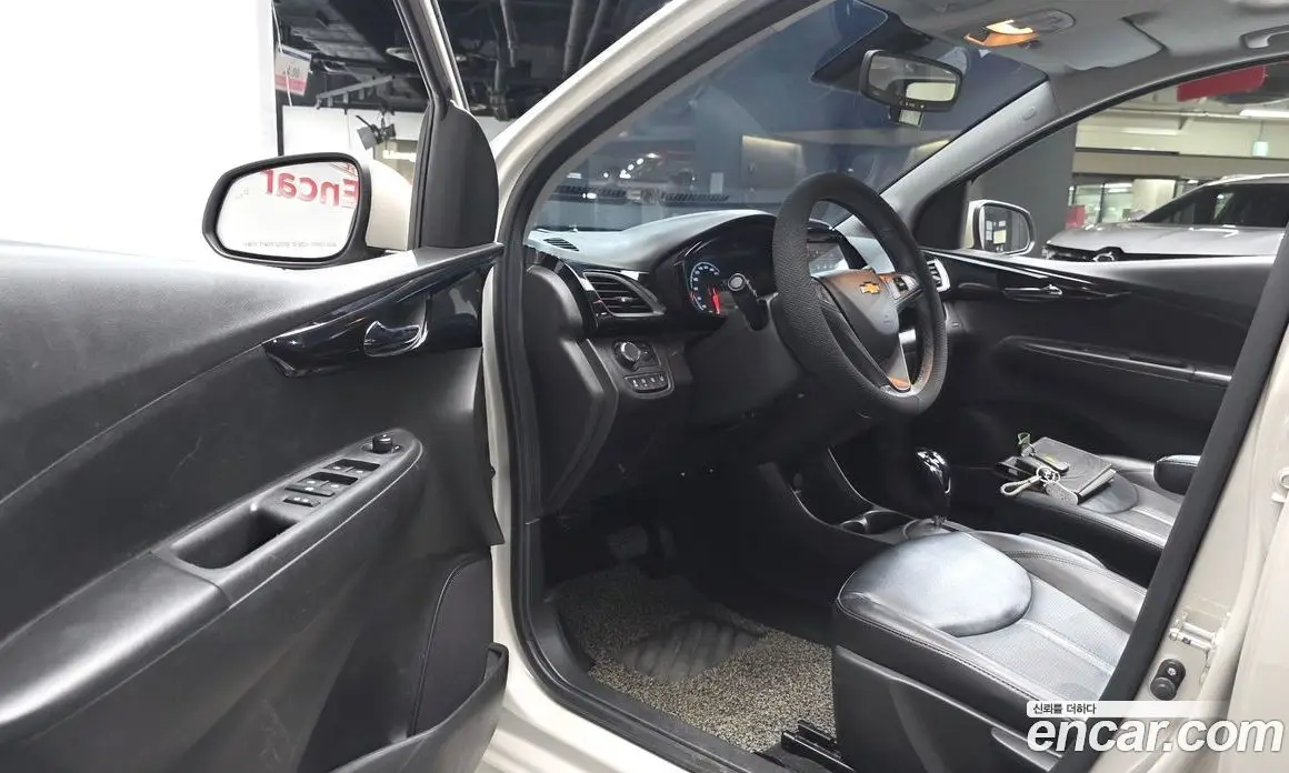 Chevrolet Spark 2018 1.0 автомат (гидро), фото 12