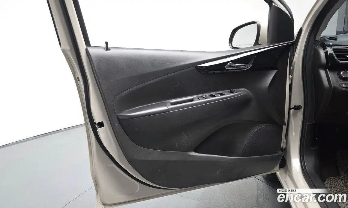 Chevrolet Spark 2018 1.0 автомат (гидро), фото 13