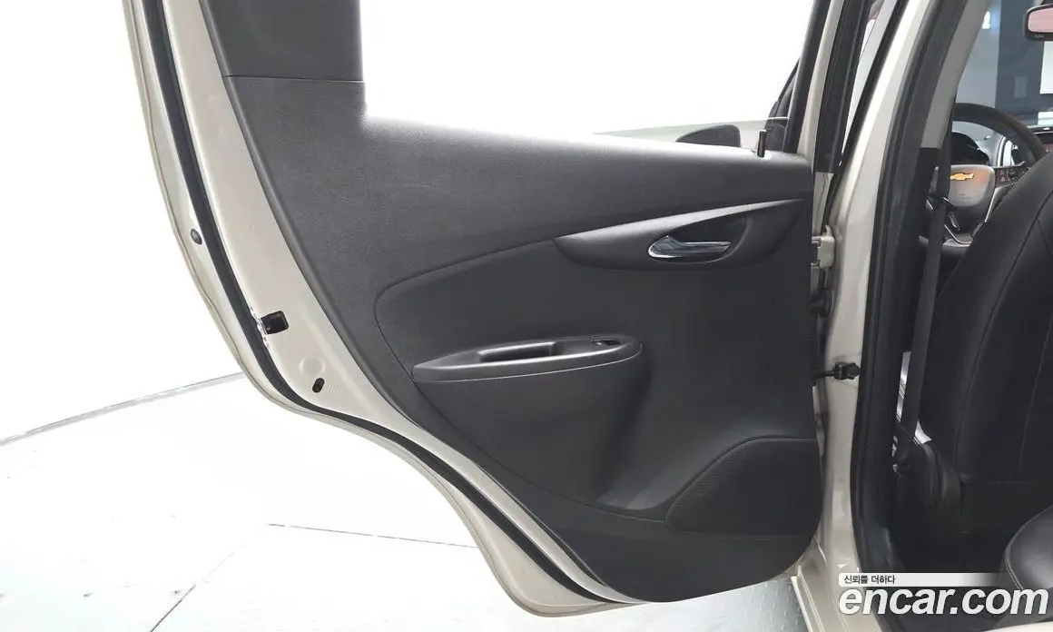 Chevrolet Spark 2018 1.0 автомат (гидро), фото 14