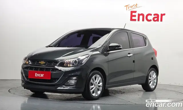 Chevrolet Spark 2018 1.0 автомат (гидро), миниатюра 1