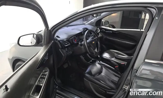 Chevrolet Spark 2018 1.0 автомат (гидро), миниатюра 10