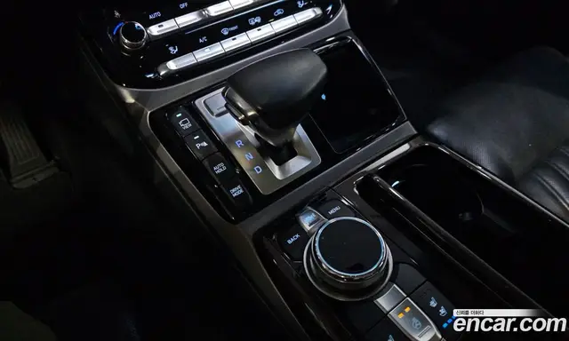Genesis EQ900 2016 3.3 автомат (гидро), миниатюра 11 Genesis EQ900 2016 3.3 автомат (гидро), миниатюра 11