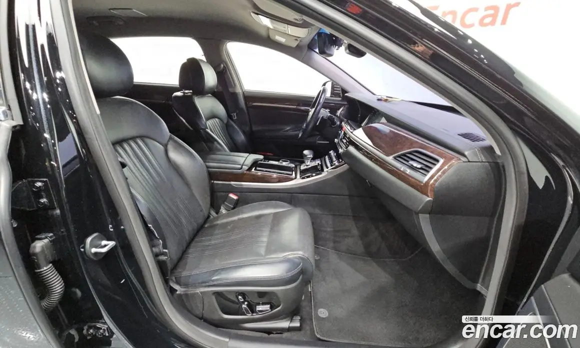 Genesis EQ900 2016 3.3 автомат (гидро), фото 15 Genesis EQ900 2016 3.3 автомат (гидро), фото 15