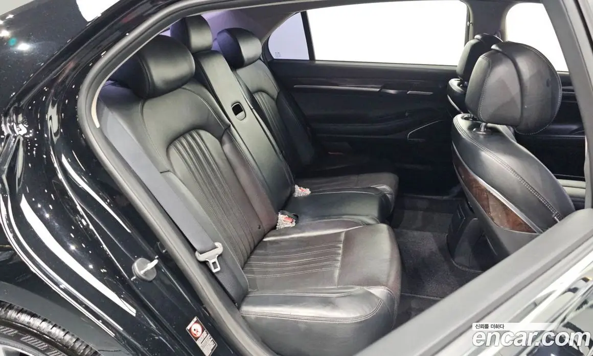 Genesis EQ900 2016 3.3 автомат (гидро), фото 16 Genesis EQ900 2016 3.3 автомат (гидро), фото 16