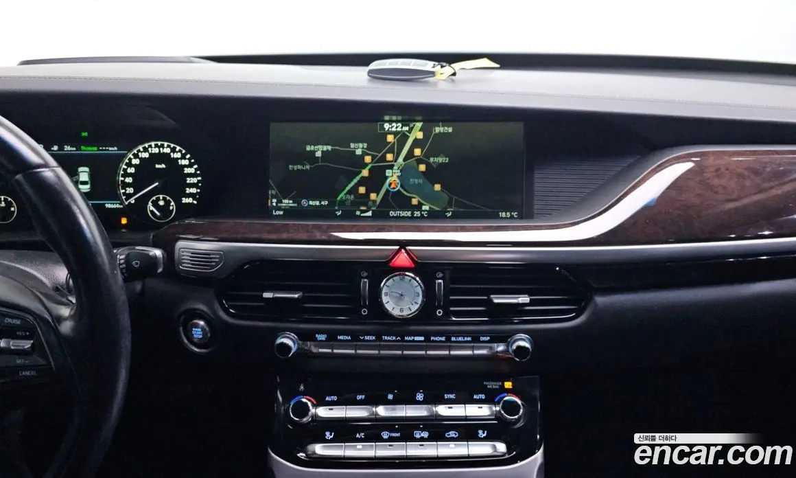 Genesis EQ900 2016 3.3 автомат (гидро), фото 19 Genesis EQ900 2016 3.3 автомат (гидро), фото 19