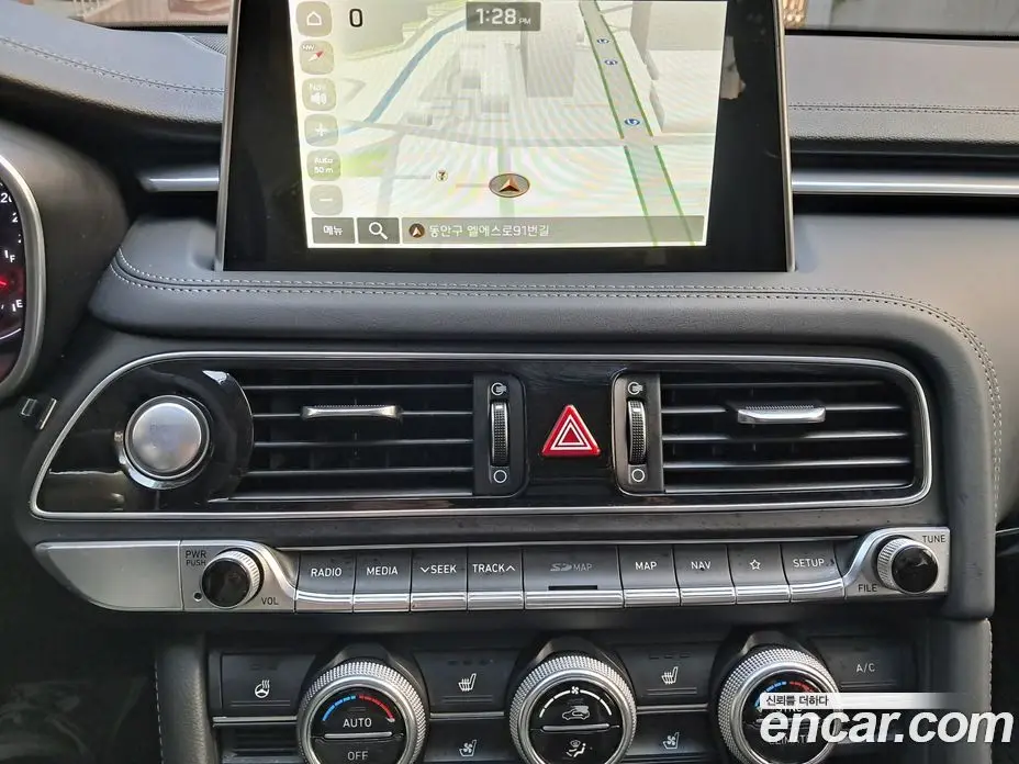 Genesis G70 2018 2.0 автомат (гидро), фото 11 Genesis G70 2018 2.0 автомат (гидро), фото 11
