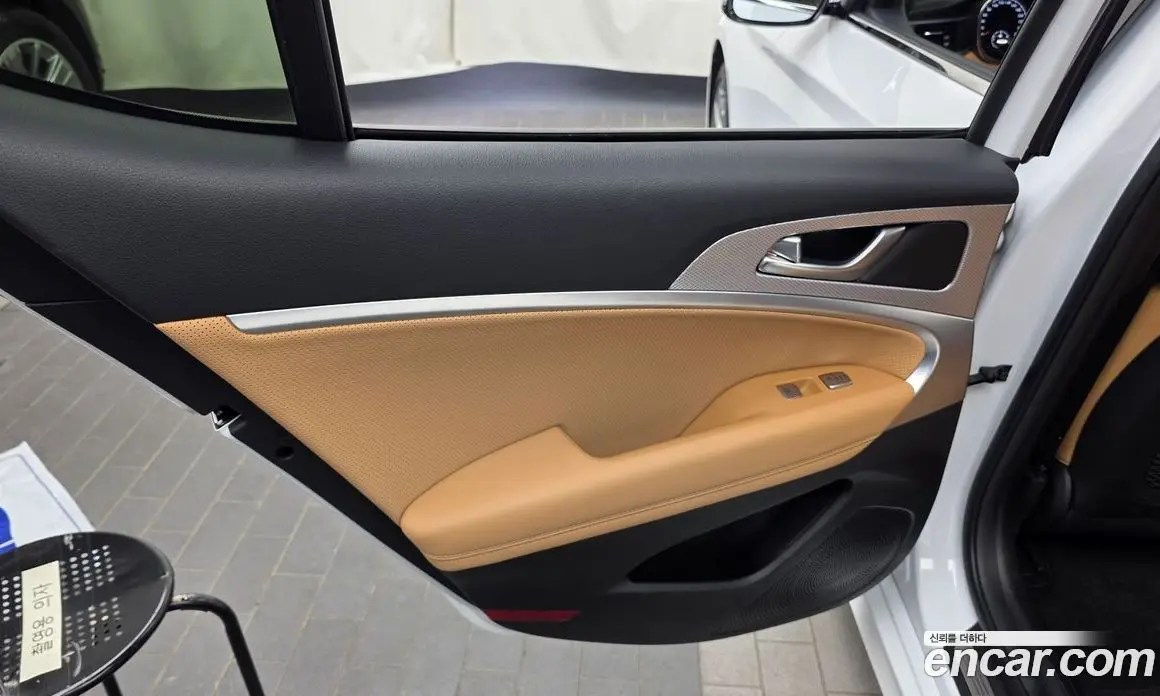 Genesis G70 2022 2.0 автомат (гидро), фото 15 Genesis G70 2022 2.0 автомат (гидро), фото 15