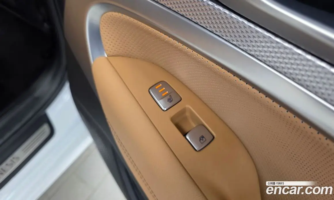Genesis G70 2022 2.0 автомат (гидро), фото 24 Genesis G70 2022 2.0 автомат (гидро), фото 24