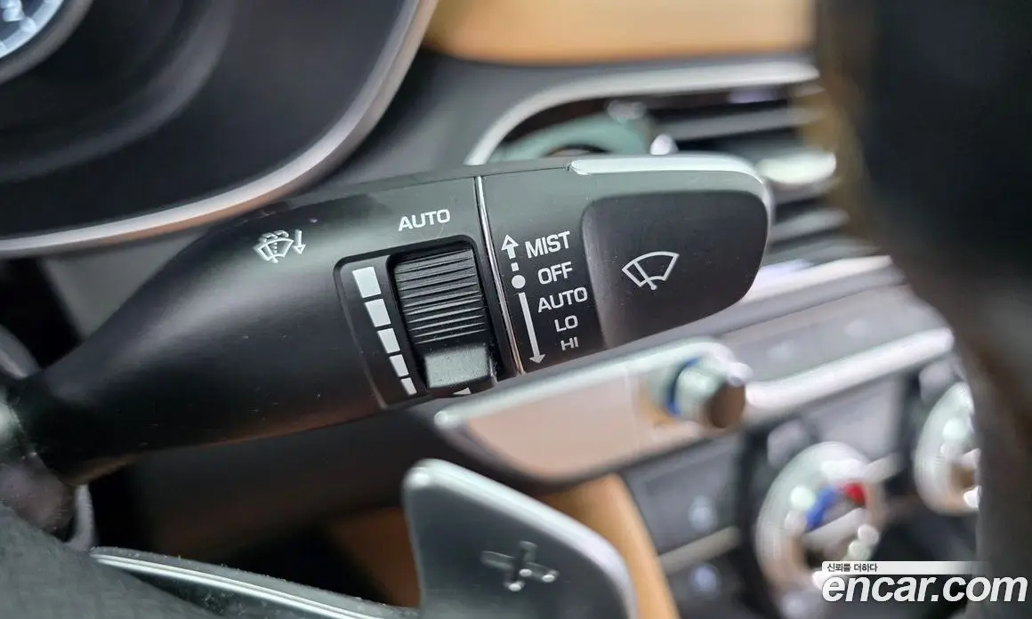 Genesis G70 2022 2.0 автомат (гидро), фото 28 Genesis G70 2022 2.0 автомат (гидро), фото 28