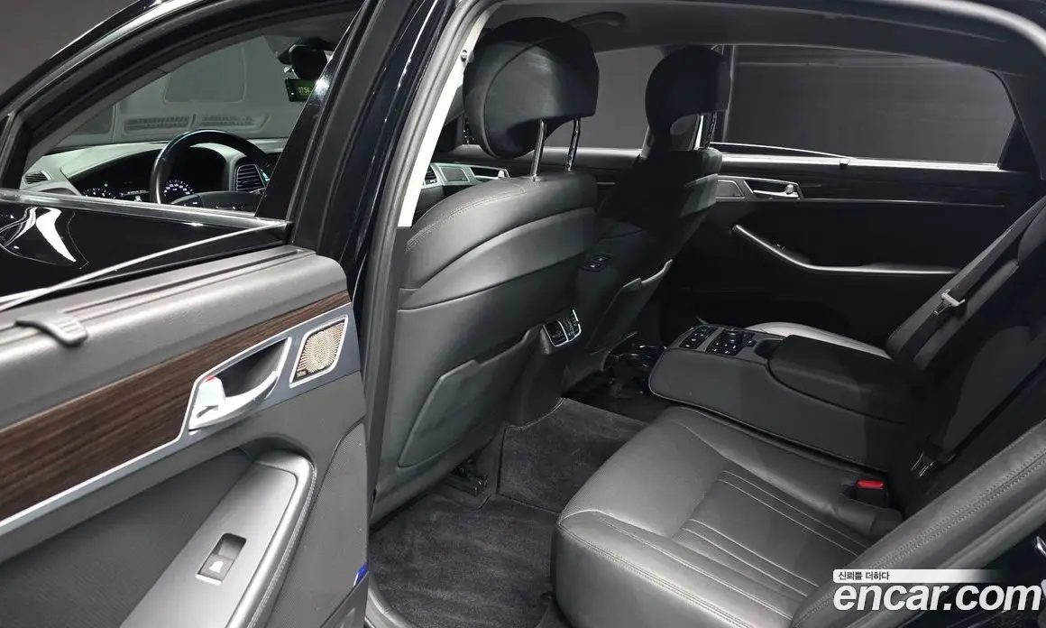 Genesis G80 2016 3.3 автомат (гидро), фото 17 Genesis G80 2016 3.3 автомат (гидро), фото 17