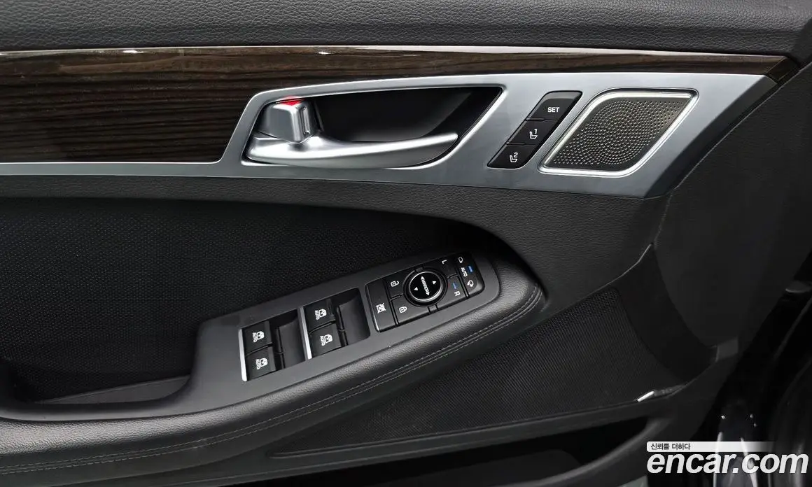 Genesis G80 2018 3.3 автомат (гидро), фото 19 Genesis G80 2018 3.3 автомат (гидро), фото 19