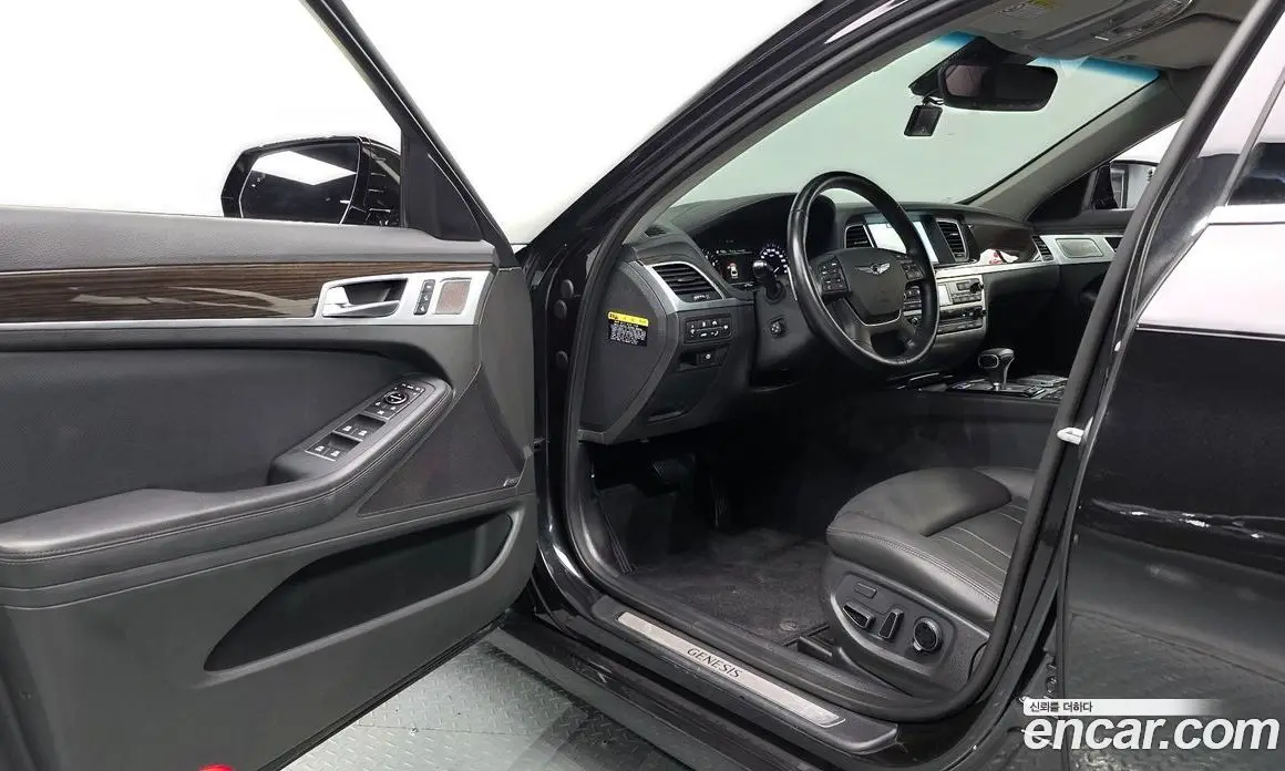 Genesis G80 2018 3.3 автомат (гидро), фото 10 Genesis G80 2018 3.3 автомат (гидро), фото 10