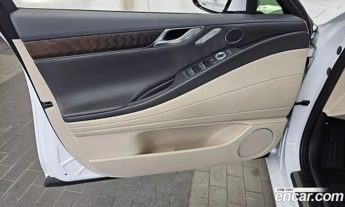 Genesis G80 2023 2.5 автомат (гидро), фото 14 Genesis G80 2023 2.5 автомат (гидро), фото 14