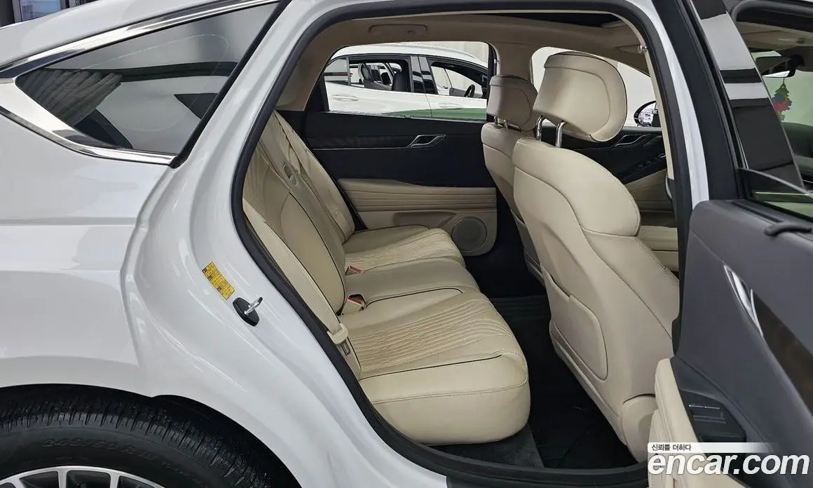 Genesis G80 2023 2.5 автомат (гидро), фото 18 Genesis G80 2023 2.5 автомат (гидро), фото 18