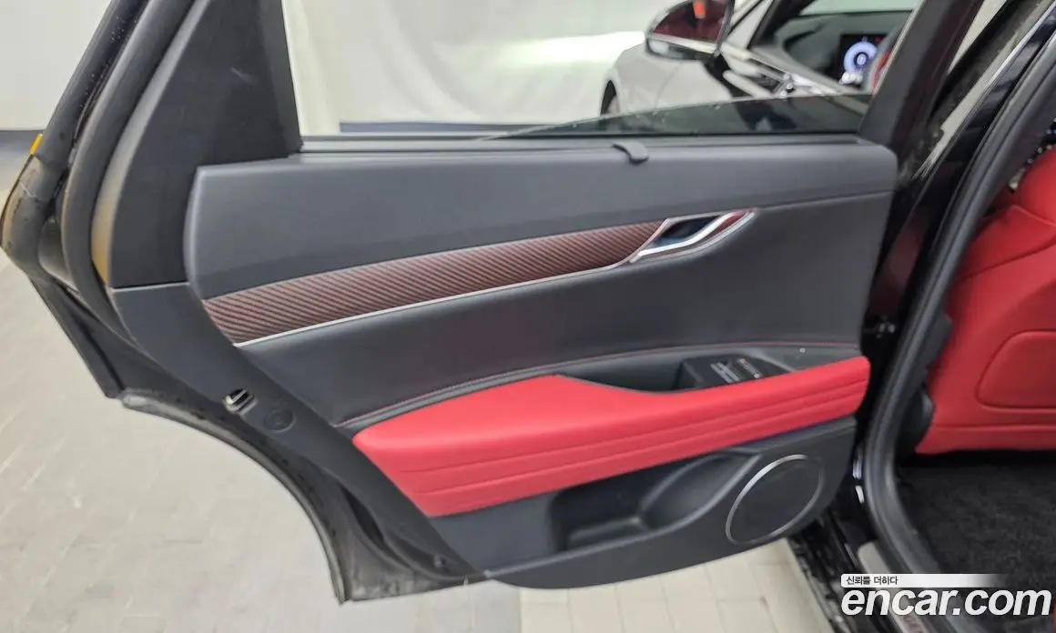 Genesis G80 2025 2.5 автомат (гидро), фото 15 Genesis G80 2025 2.5 автомат (гидро), фото 15