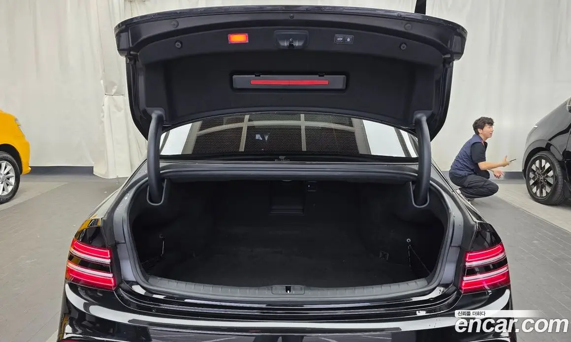 Genesis G80 2025 2.5 автомат (гидро), фото 26 Genesis G80 2025 2.5 автомат (гидро), фото 26
