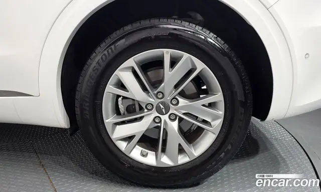 Genesis GV70 2023 2.5 автомат (гидро), миниатюра 7 Genesis GV70 2023 2.5 автомат (гидро), миниатюра 7