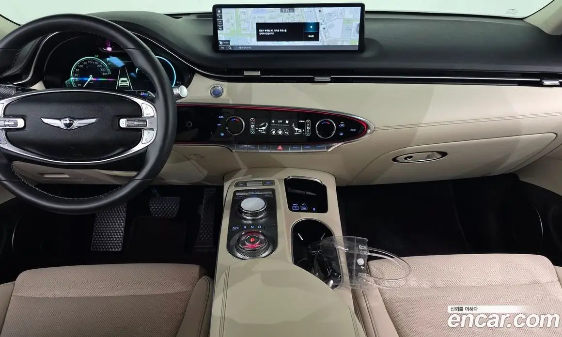 Genesis GV70 2023 2.5 автомат (гидро), фото 10 Genesis GV70 2023 2.5 автомат (гидро), фото 10
