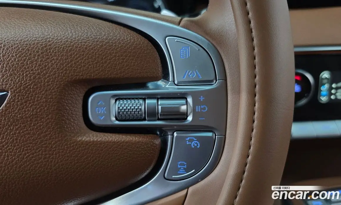 Genesis GV70 2023 2.5 автомат (гидро), фото 16 Genesis GV70 2023 2.5 автомат (гидро), фото 16