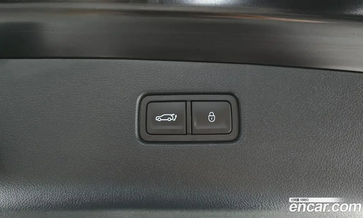 Genesis GV70 2023 2.5 автомат (гидро), фото 20 Genesis GV70 2023 2.5 автомат (гидро), фото 20