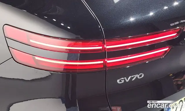 Genesis GV70 2023 2.5 автомат (гидро), миниатюра 9 Genesis GV70 2023 2.5 автомат (гидро), миниатюра 9