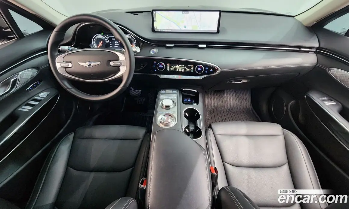 Genesis GV70 2023 2.5 автомат (гидро), фото 10 Genesis GV70 2023 2.5 автомат (гидро), фото 10