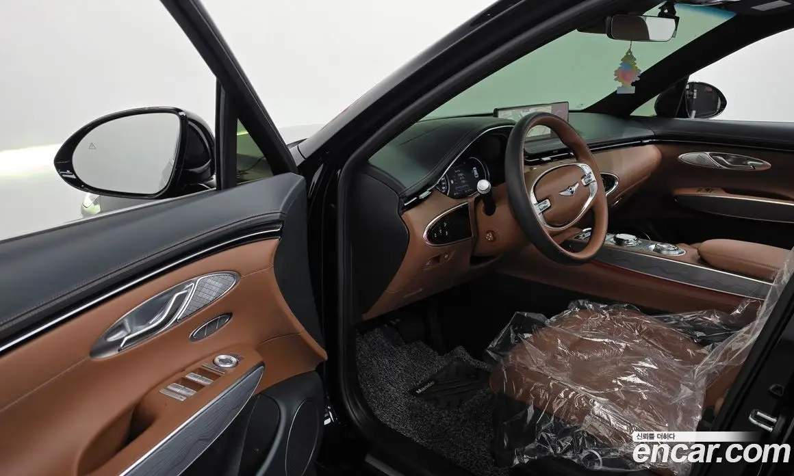 Genesis GV70 2023 2.5 автомат (гидро), фото 13 Genesis GV70 2023 2.5 автомат (гидро), фото 13