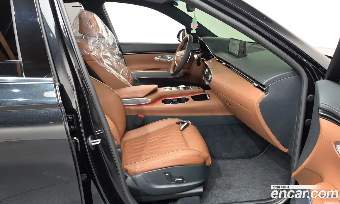 Genesis GV70 2023 2.5 автомат (гидро), фото 16 Genesis GV70 2023 2.5 автомат (гидро), фото 16