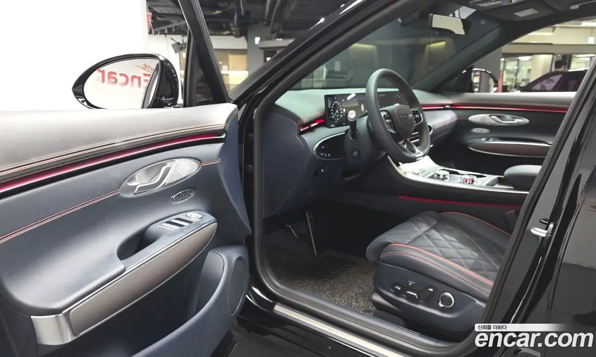 Genesis GV70 2024 2.5 автомат (гидро), фото 12 Genesis GV70 2024 2.5 автомат (гидро), фото 12