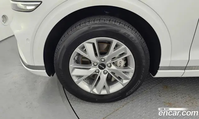 Genesis GV70 2024 2.5 автомат (гидро), миниатюра 5 Genesis GV70 2024 2.5 автомат (гидро), миниатюра 5