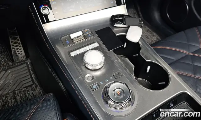 Genesis GV70 2024 2.5 автомат (гидро), миниатюра 11 Genesis GV70 2024 2.5 автомат (гидро), миниатюра 11