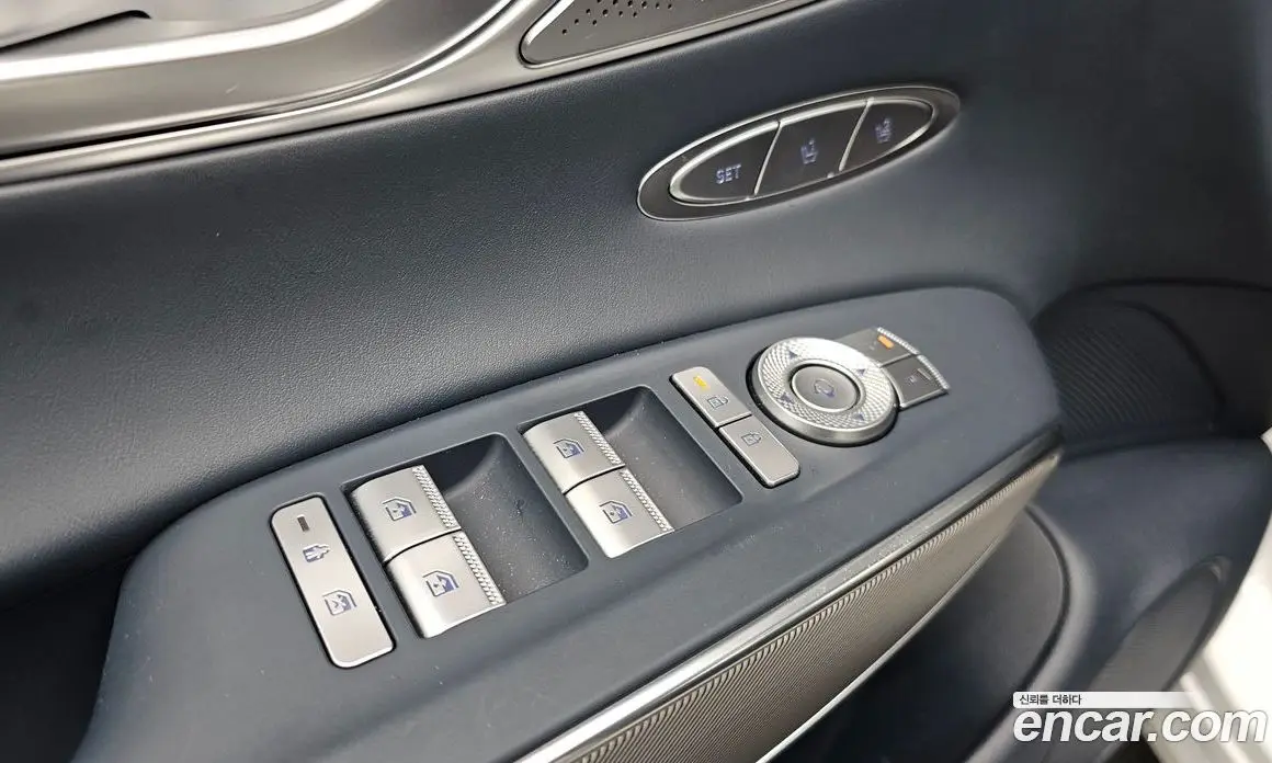 Genesis GV70 2024 2.5 автомат (гидро), фото 29 Genesis GV70 2024 2.5 автомат (гидро), фото 29