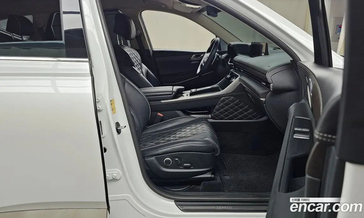 Genesis GV80 2021 2.5 автомат (гидро), фото 15 Genesis GV80 2021 2.5 автомат (гидро), фото 15
