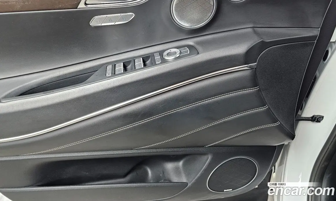 Genesis GV80 2021 2.5 автомат (гидро), фото 22 Genesis GV80 2021 2.5 автомат (гидро), фото 22