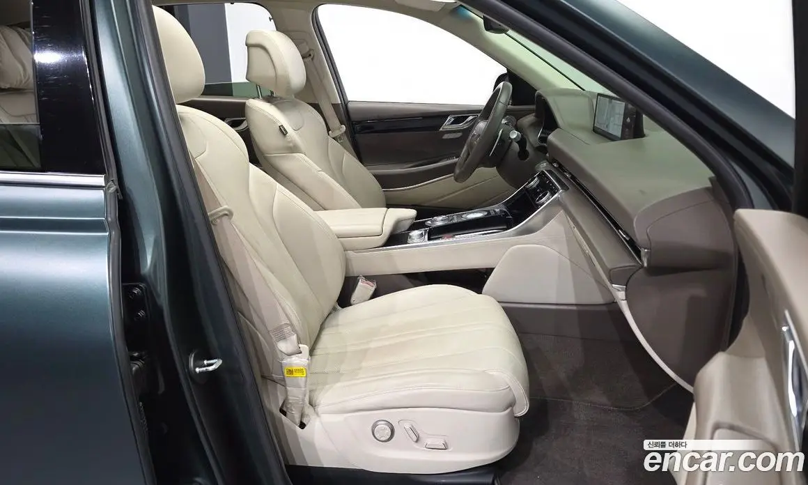 Genesis GV80 2022 3.5 автомат (гидро), фото 17 Genesis GV80 2022 3.5 автомат (гидро), фото 17