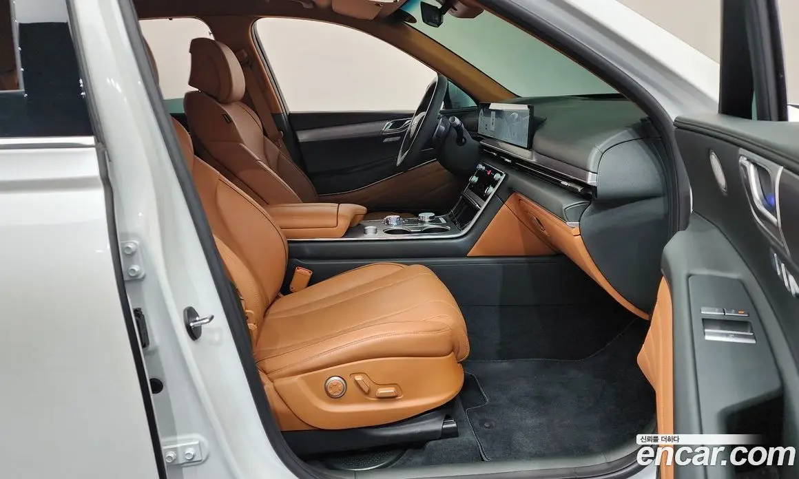 Genesis GV80 2024 2.5 автомат (гидро), фото 16 Genesis GV80 2024 2.5 автомат (гидро), фото 16