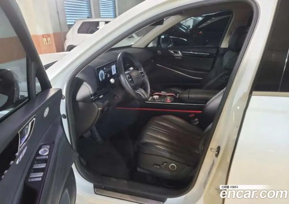 Genesis GV80 2024 2.5 автомат (гидро), фото 4 Genesis GV80 2024 2.5 автомат (гидро), фото 4