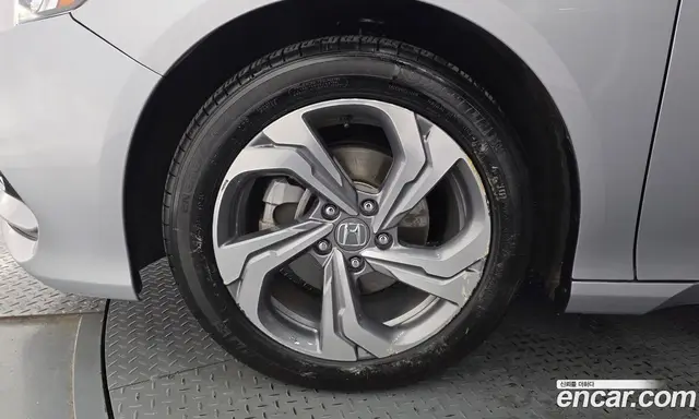Honda Accord 2018 1.5 автомат (гидро), миниатюра 5