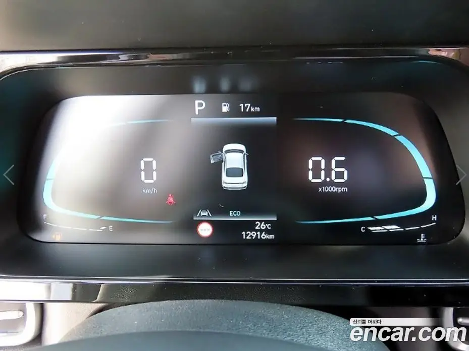 Hyundai Avante 2023 1.6 автомат (гидро), фото 9