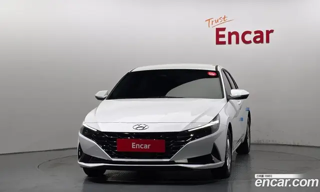 Hyundai Avante 2023 1.6 автомат (гидро), миниатюра 3
